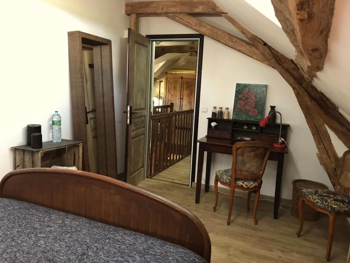 Chez Gustave&Compagnie Panzió Choussy Kültér fotó