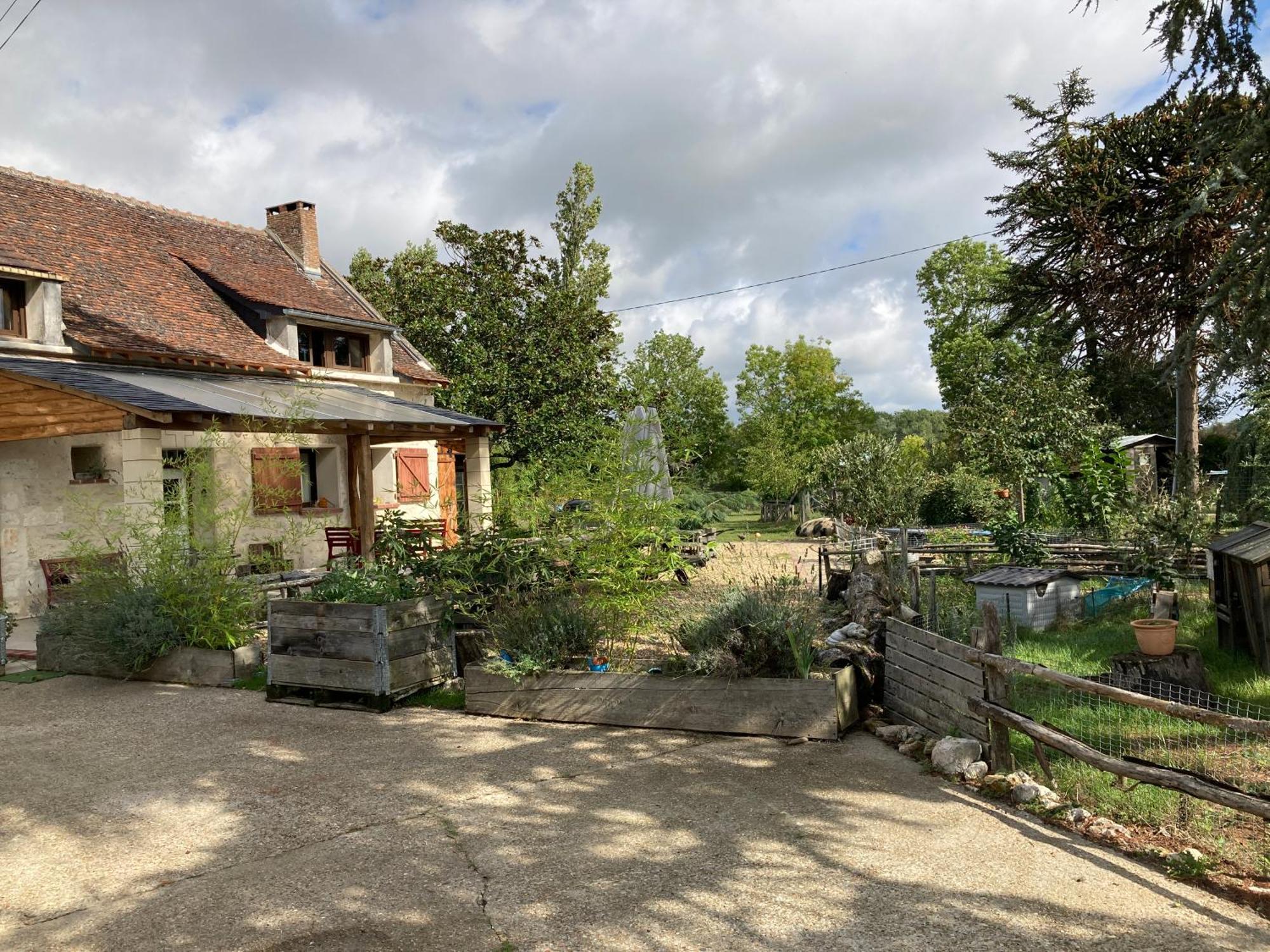 Chez Gustave&Compagnie Panzió Choussy Kültér fotó