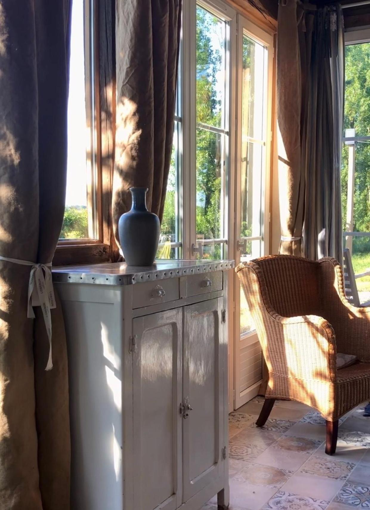 Chez Gustave&Compagnie Panzió Choussy Kültér fotó