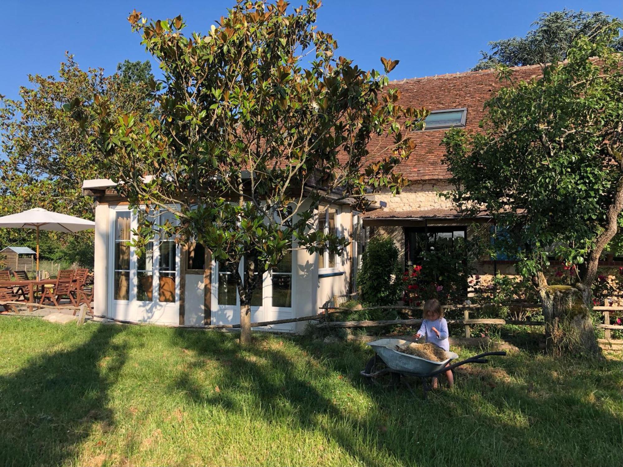 Chez Gustave&Compagnie Panzió Choussy Kültér fotó